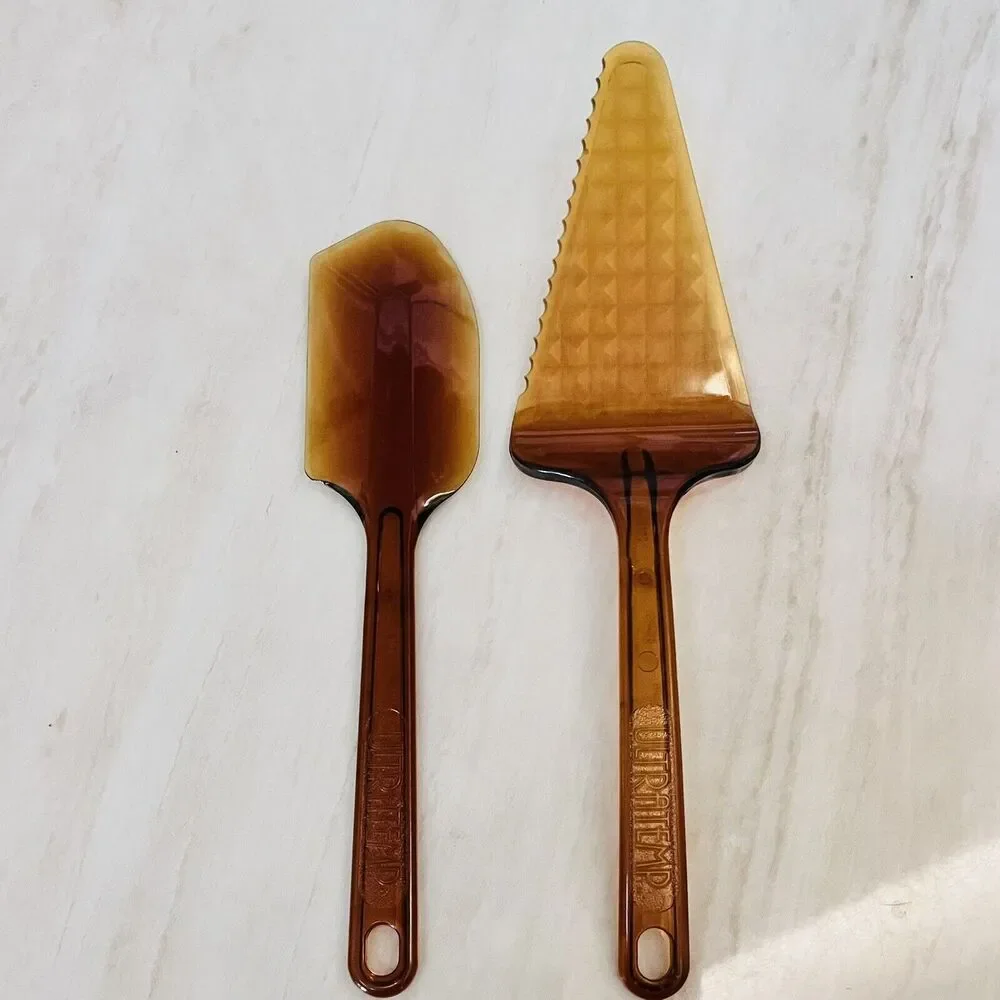 VTG Ultratemp Amber Spatula Scraper Pie Cake Server Heat Resistant Robinson USA